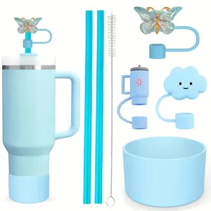 Ensemble d'accessoires de gobelet bleu clair avec couvercles de paille papillon et pailles