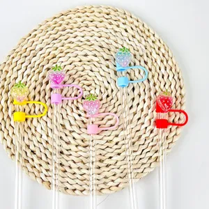 Ensemble de couvre-paille fraise créatif avec pailles en verre réutilisables pour tasses.
