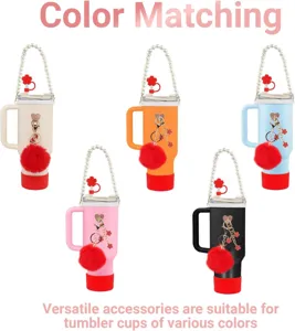 Vasos coloridos con cadena de perlas, pompón, funda de pajita y funda de silicona.
