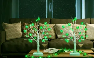 St. Patrick's Day LED Klee Baum Lichter für Innenfestival Heimdekoration Beleuchtung.