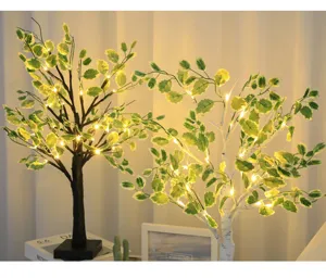 Vue détaillée de l'arbre lumineux à feuilles vertes LED, veilleuse déco intérieure.