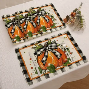 Herbst Kürbis Druck Tischset mit schwarz-weißem Karomuster und eleganter Schleife für Tisch.