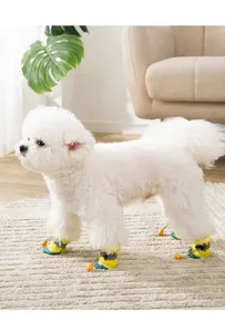 Stivaletti morbidi per cani con coulisse regolabile, design giallo e verde per piccoli cuccioli.