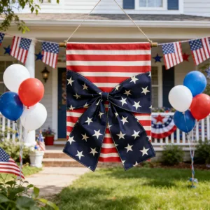Bandiera da Giardino del Giorno dell'Indipendenza Americana in Poliestere Stampa Fronte Retro a Strisce Stella Fiocco Bandiera da Cortile