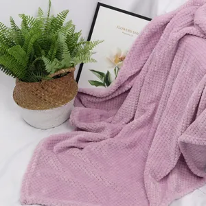 Manta de forro polar rosa para mascotas textura de gofre suave y acogedora para perros gatos