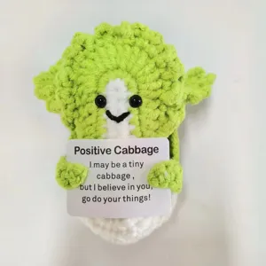 Juguete de peluche de col lindo de ganchillo hecho a mano muñeca de verdura regalo.