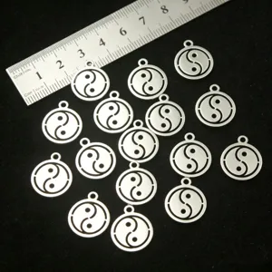 Stainless steel cutout yin yang tai chi charms pendant for DIY necklace jewelry making.
