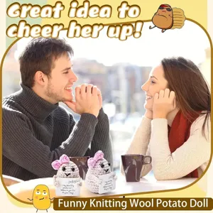 Handgemachte emotionale Unterstützung Wollkartoffel Puppe Geschenk mit süßer rosa Schleife.