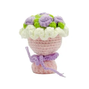 Handgefertigter Mini-Häkelrosen-Blumenstrauß gestrickte Woll-Topf-Dekoration Geschenk für sie.