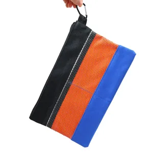 Borsa per attrezzi impermeabile in tessuto oxford con zip, rete e gancio per pratico utilizzo.