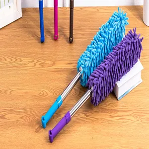Ausziehbarer Chenille Mikrofaser Staubwedel mit Edelstahlstiel für die Haushaltsreinigung.