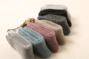 Dicke Woll-Thermosocken für Damen und Herren, warme Frottee-Wintersocken, gemütlich.
