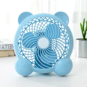 Cute cartoon USB desk fan for office desktop, portable quiet cooling fan for student dorm.