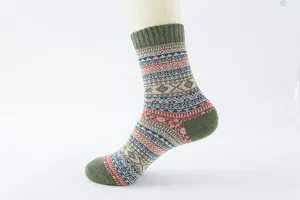 Detailansicht vintage ethnisches muster herren wolle thermoSocken kuschelige strickOptik.