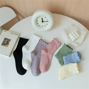 Damen Rüschen Rippen Mittelsocken Baumwolle dünn süße Rüschenkante Socken für Sommer.