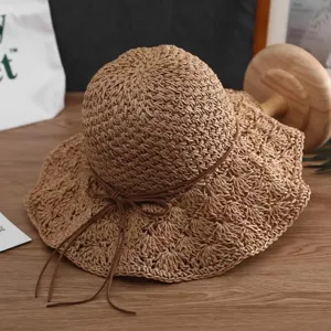 Chapeau de paille tissé à la main pour femmes été plage voyage protection solaire large bord.