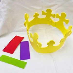 Kids DIY EVA foam crown birthday party hat with colorful star decoration strips for celebration