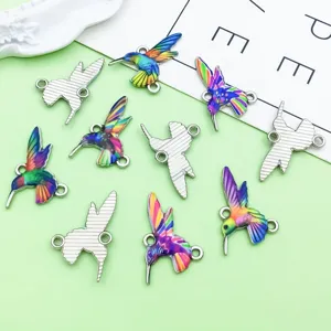 Colgantes de colibrí de aleación esmaltada colorida con dobles bucles para detalles de joyas DIY.