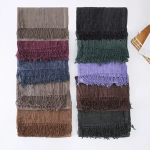 Cotton linen crinkled tassel scarf for women, winter fashion versatile shawl and neck warmer.