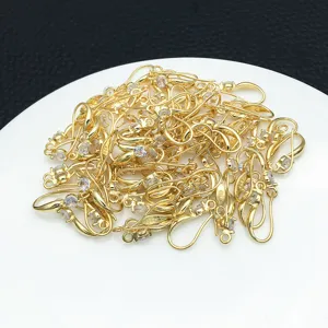 Ganci per orecchini in zircone dorato placcati oro per creazione di gioielli DIY.