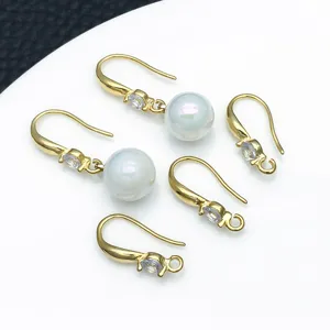 Ganci per orecchini dorati con zircone e perle componenti per gioielli fai da te.