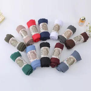 Écharpes roulées en coton et lin unies en gros couleurs bonbon assorties châles doux
