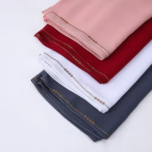 Elegante sciarpa lunga in chiffon con strass, hijab alla moda e versatile per donne.