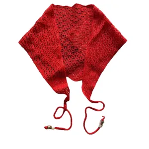 Pañuelo de punto de ganchillo rojo bufanda triangular calada cinta para el pelo accesorio versátil