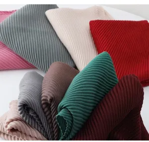 Solid color pleated square scarf detail, casual daily neckwear accessory, versatile chic design.