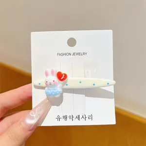 Schattige haarspeld met stippen cartoon konijn in Koreaanse stijl met rood hartje accessoire