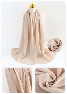 Sciarpa lunga in chiffon di perla tinta unita, design drappeggiato elegante per uso quotidiano.