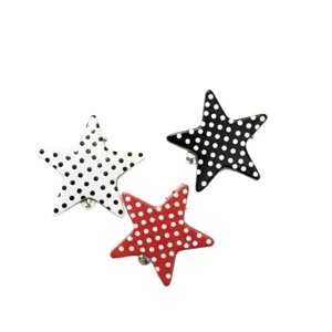 Leuke set van ster vormige haarklemmen met stippen, metalen haarspelden voor dagelijks gebruik.