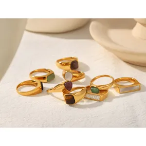 Vintage Stainless Steel Geometric Ring Gold Plated Luxury Heart Rectangle Rhinestone Ring For Women Fashion Hand Jewelry Gift