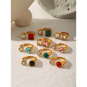 Elegante open roestvrijstalen ringen met kleurrijke zirkoniastenen, sieraden.