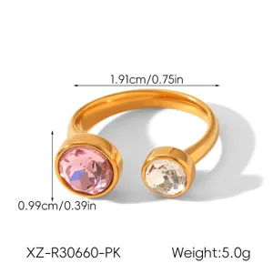 Verstelbare gouden open ring met dubbele ronde roze en doorzichtige zirkonia stalen.
