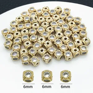 Vergoldete quadratische Strass-Zwischenperle Detailansicht, Zirkonia DIY Schmuckzubehör.