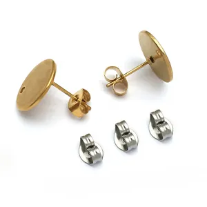 Edelstahl Rohling Ohrstecker mit flacher Platte und zusätzlichen Schmetterlingsverschlüssen.