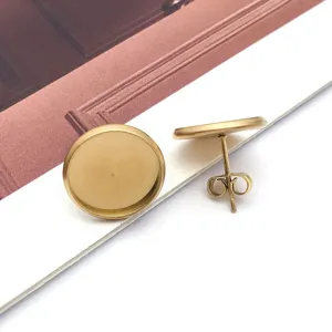 Roestvrij staal gouden lege oorbellen tray, DIY sieraden maken accessoire gedetailleerd weergave.