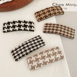 Houndstooth hair clips for women, vintage tweed side bangs pins, elegant winter hair accessories.
