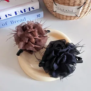 Pince à Cheveux Élégante en Plume et Fleur de Rose pour Femmes Accessoires de Coiffure Vintage Français Pince Quotidienne