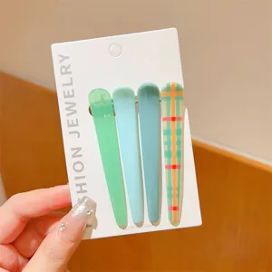 Set van ruitjes eendebek haarklemmen, elegante pony haaraccessoires voor dames stijlvol haar.