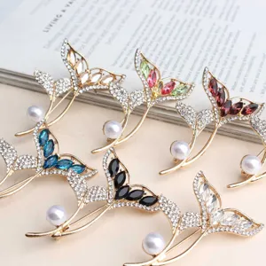 Elegant Zinc Alloy Fishtail Brooch Pin With Artificial Pearl Rhinestone Accent Drip Oil Dress Safety Pin Badges For Unisex