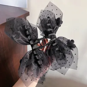 Grande pince à cheveux noire avec nœuds en tulle à pois, accessoire coréen élégant pour cheveux.