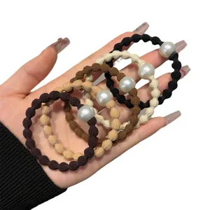 Set van elegante parel haarrekkers voor vrouwen, zeer elastische duurzame haarelastiekjes.