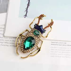Prachtige kever strass broche detail, luxe groene kristal insecten speld voor dames.