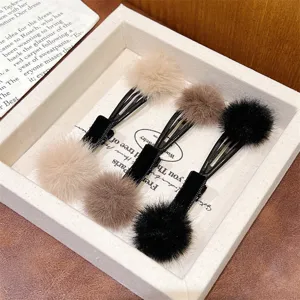 Cute fluffy plush hair clips set, minimalist winter duckbill clips for sweet daily hairstyles.