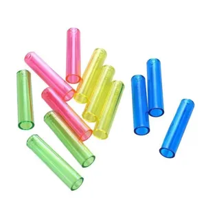 Kleurrijke transparante potlooddoppen verlengers, plastic beschermhoezen voor school.