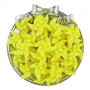 20mm yellow acrylic pinwheel beads for DIY bracelet jewelry making craft accessories.