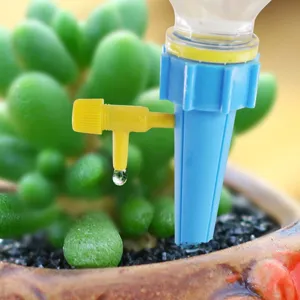 Picchetto di Irrigazione Automatica per Piante Dispositivo di Irrigazione a Goccia Regolabile Sistema di Auto Irrigazione per Vasi