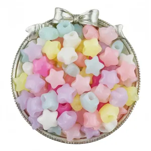 Detailed view of 14mm acrylic jelly star loose beads, colorful DIY handmade bracelet accessories.
